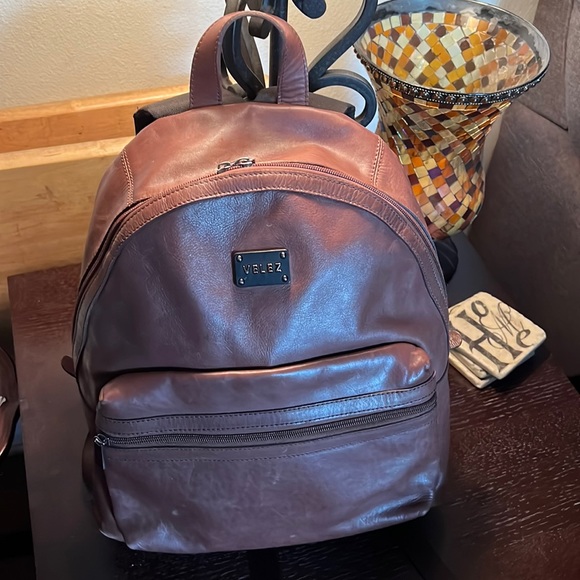 VELEZ COLUMBIAN FULL GRAIN LEATHER BACKPACK - Picture 1 of 16